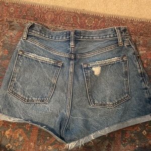 Abercombie & Fitch “Natural Rise Short”